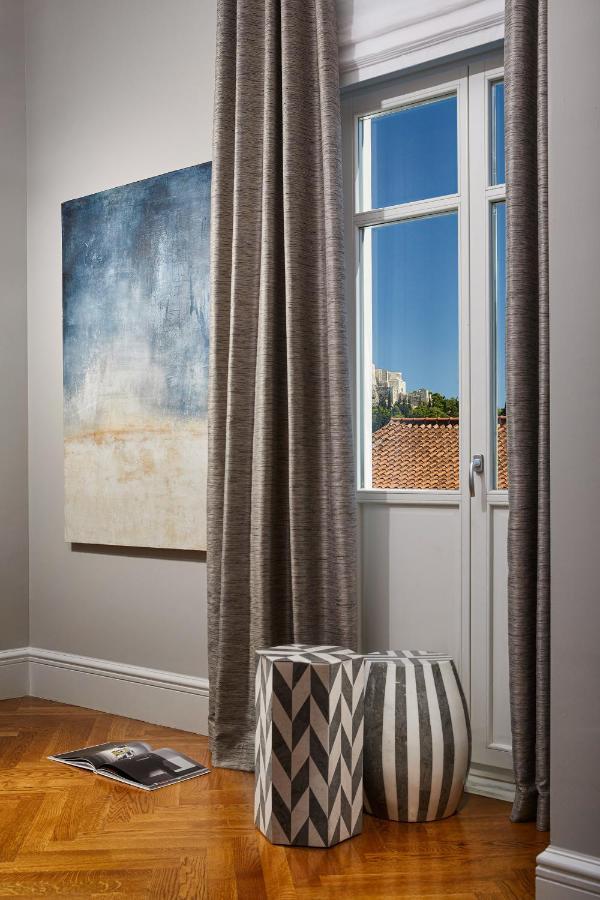 Signature Suite Balcony & Acropolis View